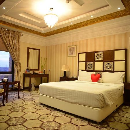 Rachna Hotel Gujranwala Exterior foto